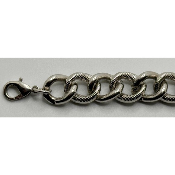 Silver Tone Women's Linked Bracelet 8" - Picture 9 of 9